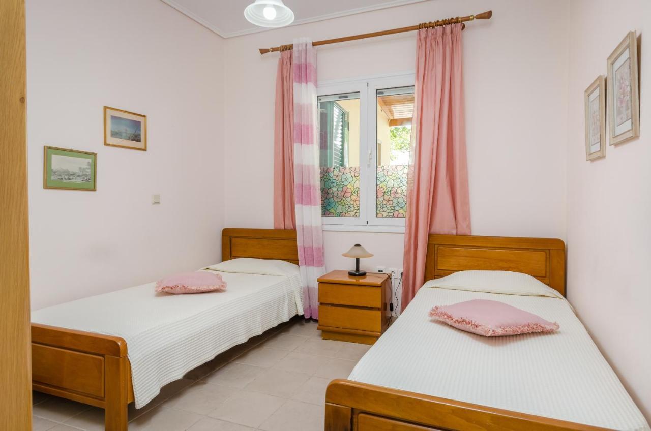 Villa Aliki برباتي المظهر الخارجي الصورة